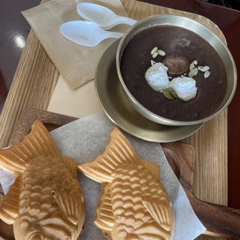 Okrumong - Traditional Red Bean Porridge and $3 per fish - Desserts Near Me - Torrance, California Okrumong - Traditional Red Bean Porridge and $3 per fish - Desserts Near Me - Torrance, California