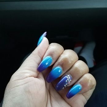 Bella & Me Nails - Nail Salons Near Me - Jacksonville, Florida