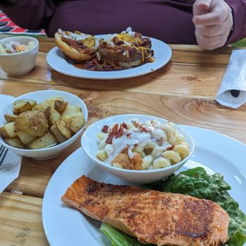 Dad’s Backyard Grill - Salmon special and Chili size burger - Burgers Near Me - Prescott Valley, Arizona Dad’s Backyard Grill - Salmon special and Chili size burger - Burgers Near Me - Prescott Valley, Arizona