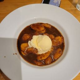 Banana foster - Not sweet at all. Not good. Too much sauce and tastes bitter like burnt coffee
