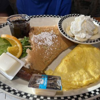 Black Bear Diner Yuma - Cubs' Bear Choice* (400-800 cals.) - Diners Near Me - Yuma, Arizona Black Bear Diner Yuma - Cubs' Bear Choice* (400-800 cals.) - Diners Near Me - Yuma, Arizona