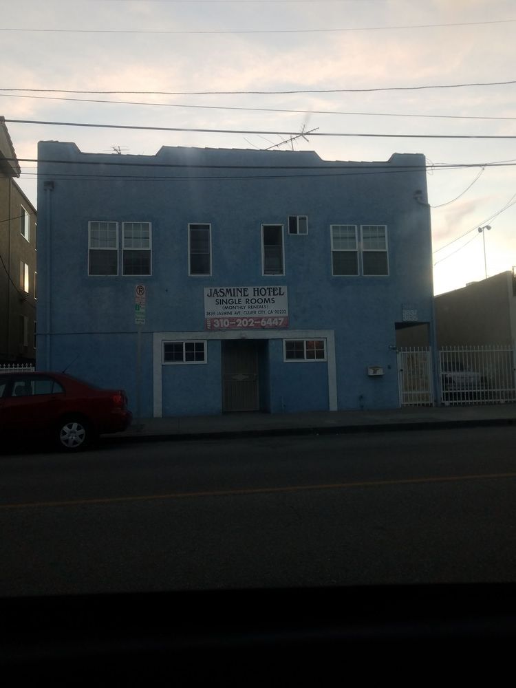 JASMINE HOTEL Updated September 2024 3839 Jasmine Ave, Culver City, California Hotels