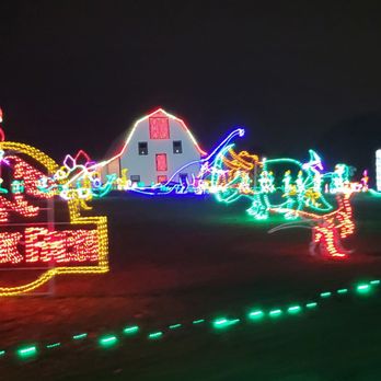 Fieldstream Farm and Christmas Lights - Christmas Lights - Festivals Near Me - Raleigh, North Carolina