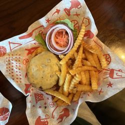 Jefferson's of Carrollton - Cheeseburger with pepper jack cheese and fries.