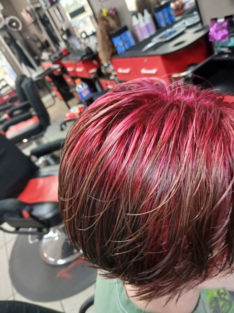 Innovative Edge Hair Design Logo