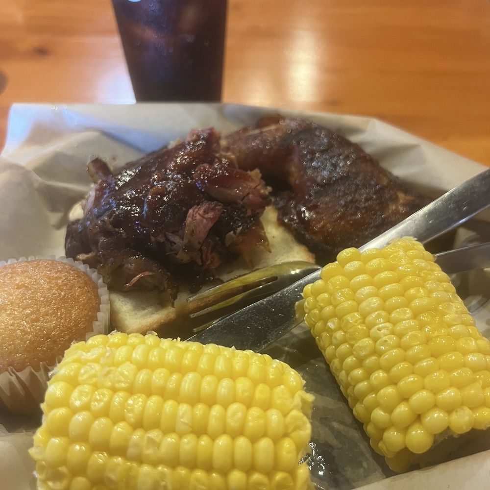 Famous Dave's Bar-B-Que - Georgia Chopped Pork - Barbeque Near Me - Smyrna, Tennessee Famous Dave's Bar-B-Que - Georgia Chopped Pork - Barbeque Near Me - Smyrna, Tennessee