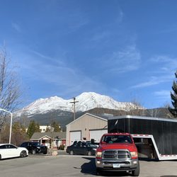 Sports & Spirits Chevron - Nice view of Mt. Shasta!
