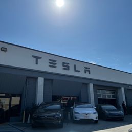 Exterior photo of Tesla - Burbank - Burbank, California Exterior photo of Tesla - Burbank - Burbank, California