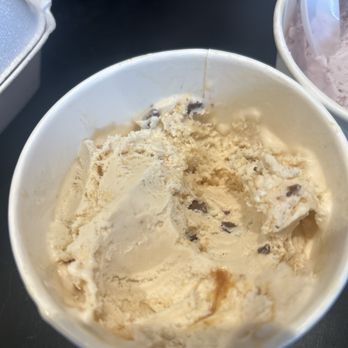 The Bigg Chill - Ice Cream & Frozen Yogurt Near Me - Cody, Wyoming