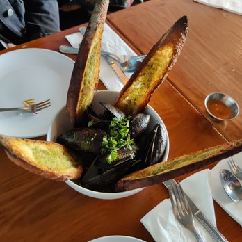 Keuka Kafe a Wine Bar - 1/2 lb mussels - New American Near Me - Forest Hills, New York Keuka Kafe a Wine Bar - 1/2 lb mussels - New American Near Me - Forest Hills, New York
