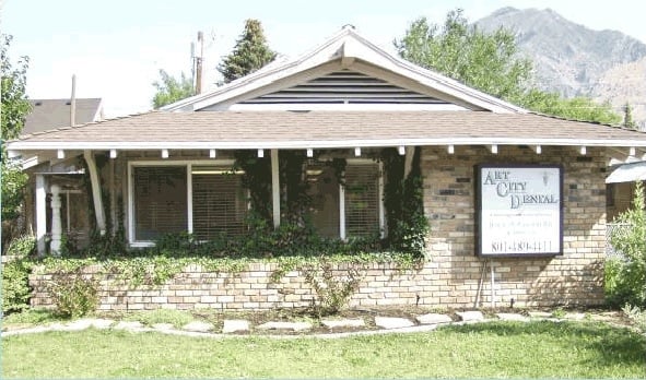 Perkins Robert N Dentist