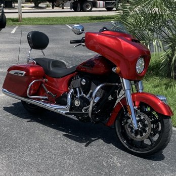 Rollin Rental - Indian Chieftain custom paint - Motorcycle Rental Near Me - Murrells Inlet, South Carolina Rollin Rental - Indian Chieftain custom paint - Motorcycle Rental Near Me - Murrells Inlet, South Carolina