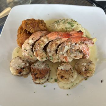 Florida's Fresh Grill - Grilled shrimp and scallops. - Seafood Near Me - Cocoa Beach, Florida Florida's Fresh Grill - Grilled shrimp and scallops. - Seafood Near Me - Cocoa Beach, Florida