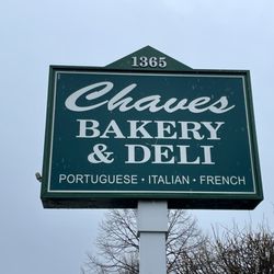 Chaves Bakery - Sign and logo