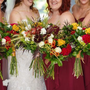 McClelland's Florist - Beautiful bouquets for me and my bridesmaids - Florists Near Me - Chicopee, Massachusetts