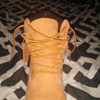 DTLR - after I asked the sales person to switch out the shoes he still put the same shoe in the boxes sold it to me - Accessories Near Me - Saint Petersburg, Florida