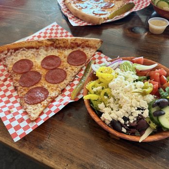 600 Degrees - Lunch special - Pizza Near Me - Cedar Park, Texas