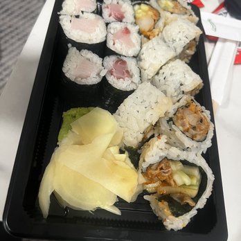 Noren Sushi Kitchen & Bar - Sushi Bars Near Me - Seattle, Washington