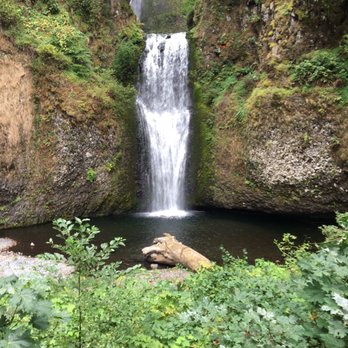 Multnomah Falls - Hiking Near Me - Bridal Veil, Oregon Multnomah Falls - Hiking Near Me - Bridal Veil, Oregon