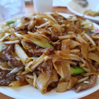 Tasty Kitchen - Beef fat noodle - Chinese Near Me - Gardena, California