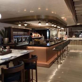 Bayfare Social - Restaurant interior - Seafood Near Me - Hong Kong, HK