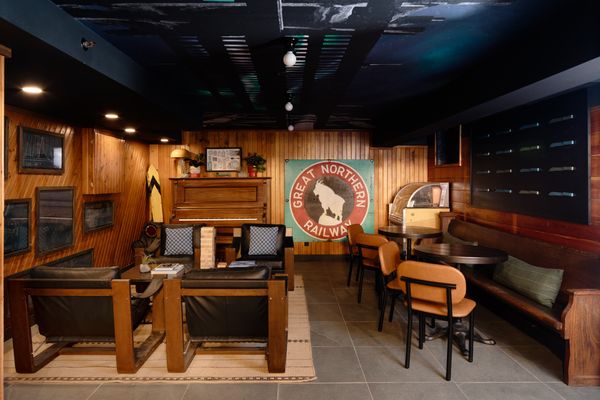 LOGE Glacier by null