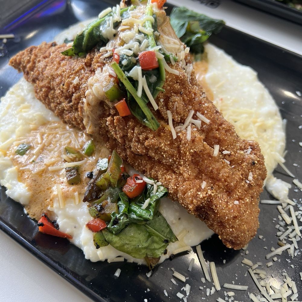 Augie’s Cafe - Catfish - Cafes Near Me - Atlanta, Georgia