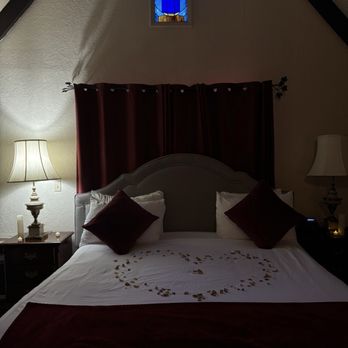 Candlelight Inn Napa Valley - Bed & Breakfast Near Me - Napa, California Candlelight Inn Napa Valley - Bed & Breakfast Near Me - Napa, California