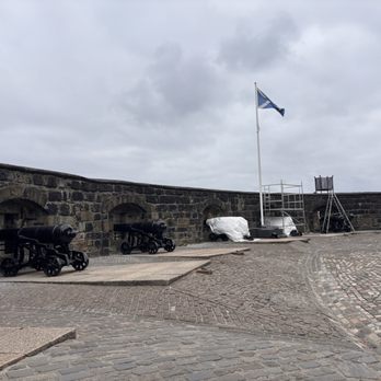Edinburgh Castle - Landmarks & Historical Buildings Near Me - Edinburgh, EDH Edinburgh Castle - Landmarks & Historical Buildings Near Me - Edinburgh, EDH
