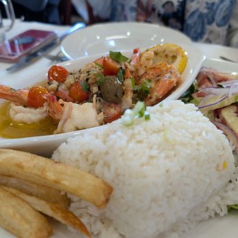 La Ronda Restaurant - Garlic butter shrimp - Peruvian Near Me - San Mateo, California La Ronda Restaurant - Garlic butter shrimp - Peruvian Near Me - San Mateo, California