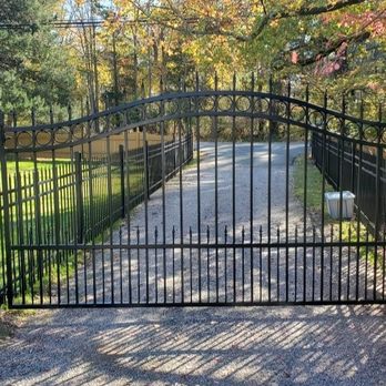 The Fence Squad - Fences & Gates Near Me - Levittown, Pennsylvania The Fence Squad - Fences & Gates Near Me - Levittown, Pennsylvania