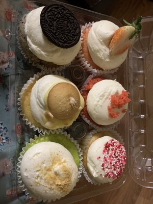 Sasha Sweet's by null