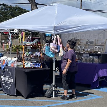 Aiea Elementary School - Bag vendor - Elementary Schools Near Me - Honolulu, Hawaii