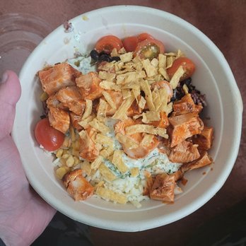 CoreLife Eatery - Large Buffalo Chicken Purple Rice Bowl - Salad Near Me - Amherst, New York