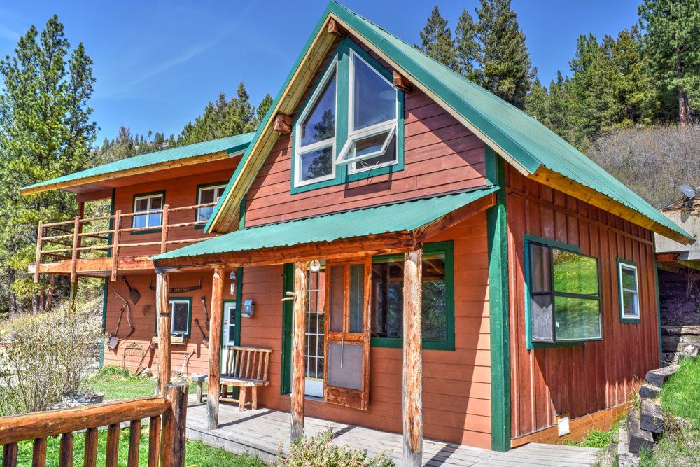 CARLY KELLEY MCDONNELL BERKSHIRE HATHAWAY MONTANA PROPERTIES 34 Photos 1020 South Ave W