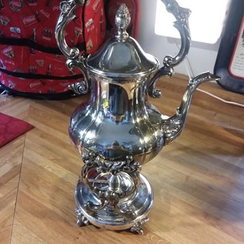 Carmel Old Town Antique Mall - After cleaning - Antiques Near Me - Carmel, Indiana