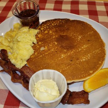 Two Chicks - Kids Pancake Combo - Breakfast & Brunch Near Me - Reno, Nevada