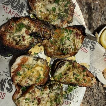 Dons Seafood - Lafayette - Seafood Near Me - Lafayette, Louisiana