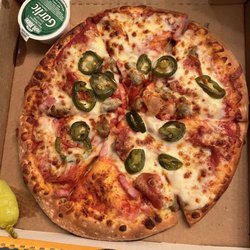 Papa Johns Pizza - Half of the ingredients I can't even see ... worst pizza ever