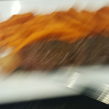 Los Verdes - Steak platter... ughhh came out blurry :/ - Burgers Near Me - Miami, Florida