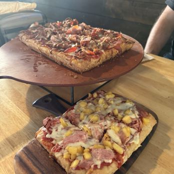 Magic Mikes Pizza - Gluten Free Deep Dish Meat Lovers and Gluten Free Deep Dish Hawaiian Pizza - Pizza Near Me - Westminster, California
