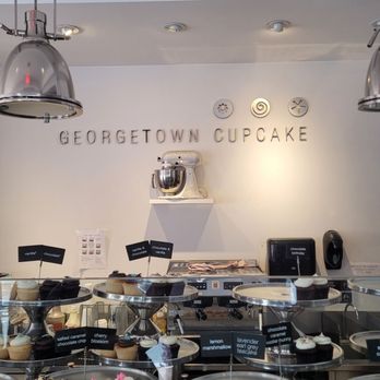 Georgetown Cupcake - Cupcakes Near Me - Washington, DC, District of Columbia