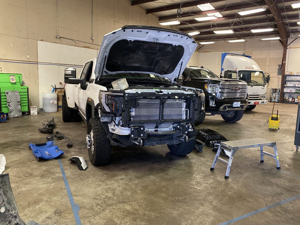 Red Kings Isuzu Trucks Specialist