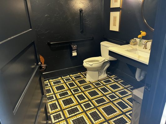 Belfrē Kitchen by null