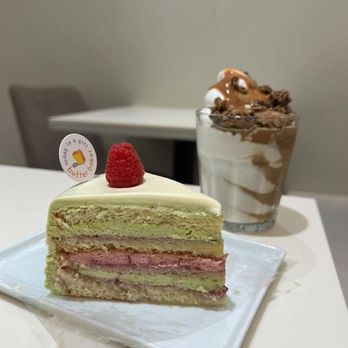 Butter Baker - Raspberry pistachio cake, caramel macchiato sundae - Patisserie/Cake Shop Near Me - Toronto, Ontario