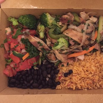 Razan's Organic Kitchen - Chicken plate - Mediterranean Near Me - Berkeley, California