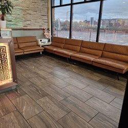 Tokyo Grill & Sushi Buffet - Mason - Waiting area