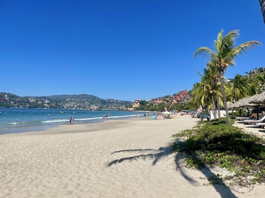 Thompson Zihuatanejo, by Hyatt by null Thompson Zihuatanejo, by Hyatt by null