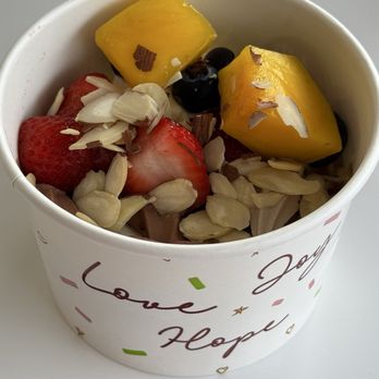 Yogurtland - Yummy - Ice Cream & Frozen Yogurt Near Me - San Jose, California Yogurtland - Yummy - Ice Cream & Frozen Yogurt Near Me - San Jose, California