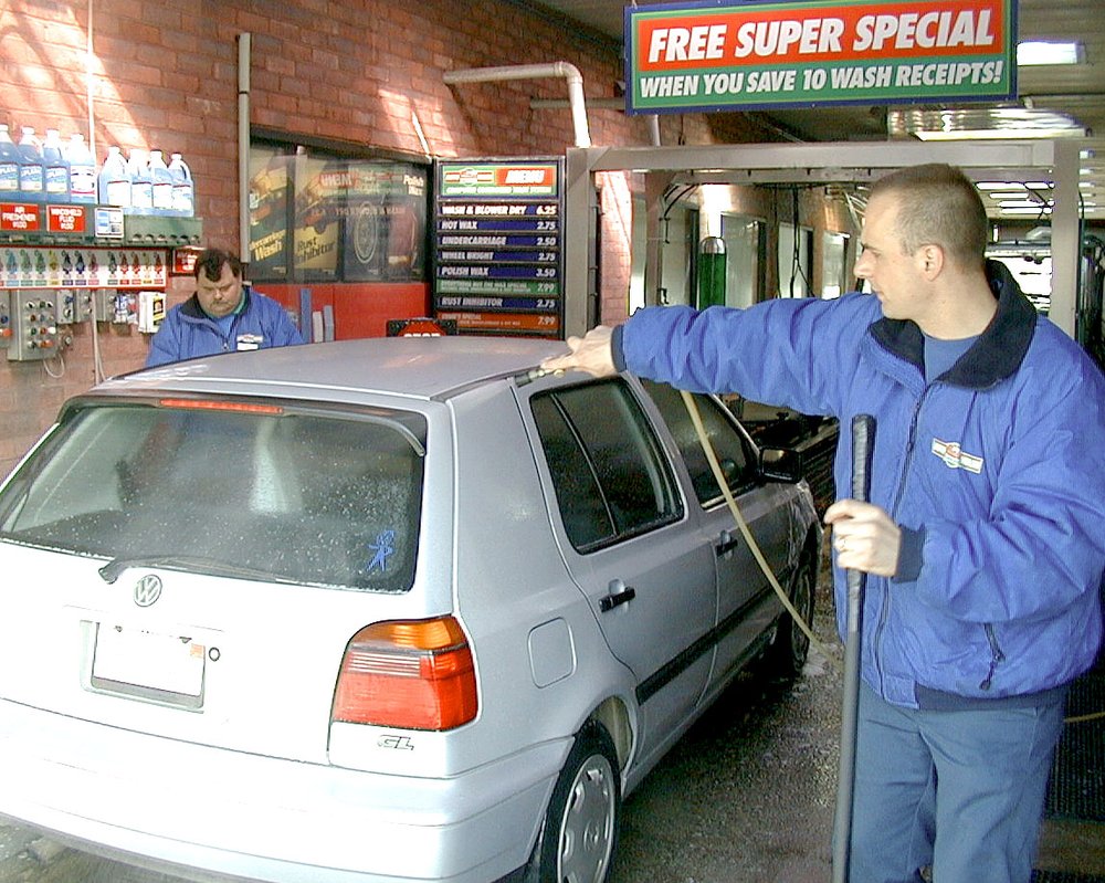 ERNIE’S AUTO WASH Updated September 2024 12 Photos & 10 Reviews